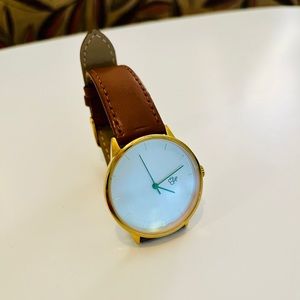 CHPO x Skateistan Nawroz Watch - Unisex 40mm gold dial with vegan leather band.